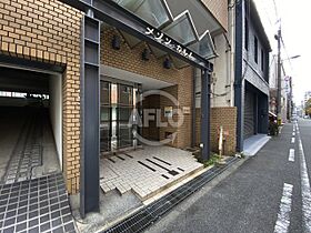 メゾンカルム  ｜ 大阪府大阪市西区京町堀2丁目（賃貸マンション2LDK・8階・103.00㎡） その3