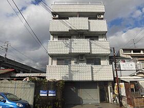 メゾンフリスコ 301 ｜ 京都府京都市伏見区羽束師菱川町（賃貸マンション2LDK・3階・35.28㎡） その1