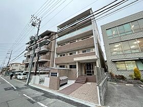 京都府京都市伏見区深草西出町（賃貸マンション1LDK・3階・30.00㎡） その1