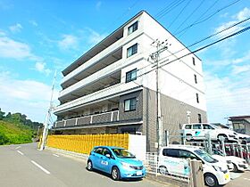 京都府京都市伏見区竹田段川原町151番（賃貸マンション1LDK・3階・42.06㎡） その1