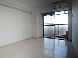 フレーヴァー深草2 3階ワンルームのリビング/ダイニング