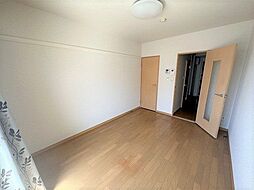 レオパレスプランドール鶴見 1階1Kのリビング/ダイニング