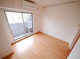 Ｄｏｒｍｏｕｓｅ　Ｆｉｎｅ 302 3階1Kのリビング/ダイニング