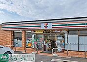 セブンイレブン上尾原市団地店 徒歩12分。 950m