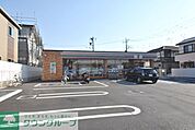 セブンイレブン上尾二ツ宮店 徒歩9分。コンビニ 700m
