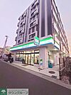 ファミリーマート 西大宮駅南口店 徒歩8分。 640m