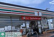 セブンイレブン加須南篠崎2丁目店 徒歩6分。 410m