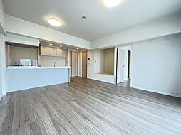 幕張ハウス 3LDKのリビング/ダイニング