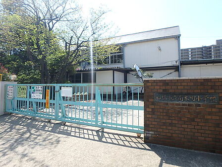 船橋市立南本町小学校800m徒歩10分