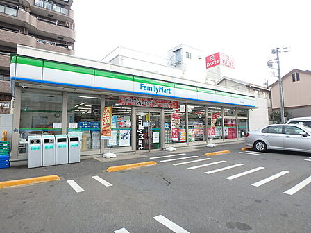 ファミリーマート市川二俣店400m徒歩5分