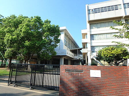 習志野市立第一中学校1261m徒歩16分