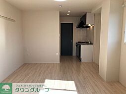 イーストガーデン 301 3階1LDKのリビング/ダイニング