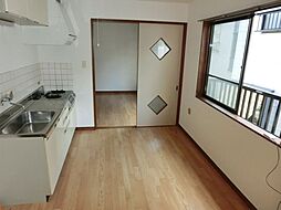 メゾンドプライム 203 2階2DKのリビング/ダイニング