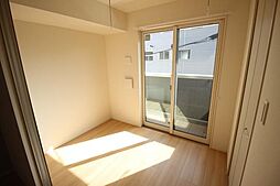 オリーブ津田沼 204 2階1LDKのリビング/ダイニング