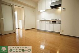 カーサシンフォニア 206 2階3DKのリビング/ダイニング