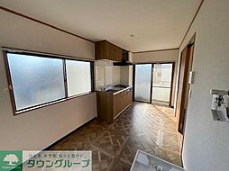 ホワイトルーフ内田 203 2階1DKのリビング/ダイニング