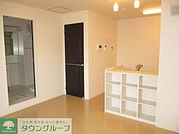 エスポワールIII 203 2階1LDKのリビング/ダイニング