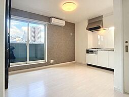 modern palazzo North赤迫B棟 205 2階1SLDKのリビング/ダイニング