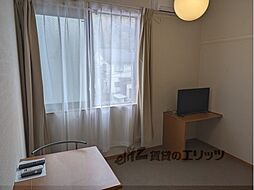 レオパレスグリーンエコー彦根 205 2階1Kのリビング/ダイニング