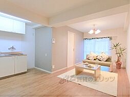 パンセハイツ近江 1階1LDKのリビング/ダイニング