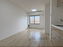 近江鉄道近江本線 彦根口駅 徒歩15分の賃貸アパート 2階1LDKのリビング/ダイニング