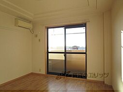 アビエスIII 205 2階1Kのリビング/ダイニング