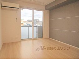 ティーガーデンレジデンス 107 1階1LDKのリビング/ダイニング