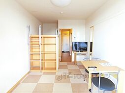 レオパレス近江八幡 202 2階1Kのリビング/ダイニング