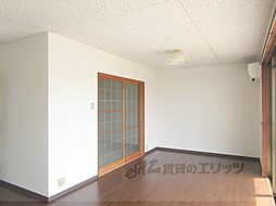 コーポラス無限I 302 3階2LDKのリビング/ダイニング