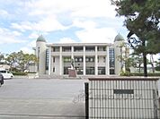 北中学校まで1700メートル