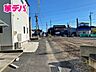 外観：前面道路：東側