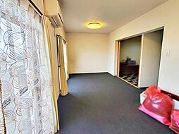 アーバンライフ南大通 3LDKのリビング/ダイニング