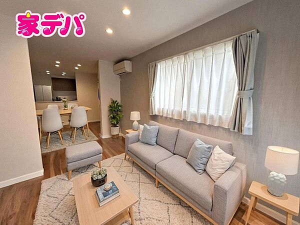 リビング/ダイニングを拡大表示