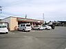 周辺：セブンイレブン新城川田店（800m）