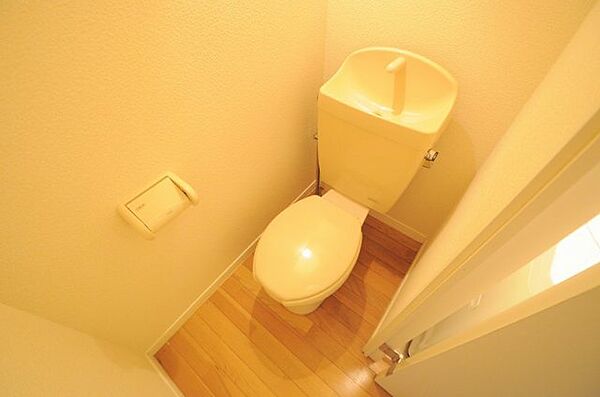 画像5:実際のトイレは設備・仕様が異なる場合がございます