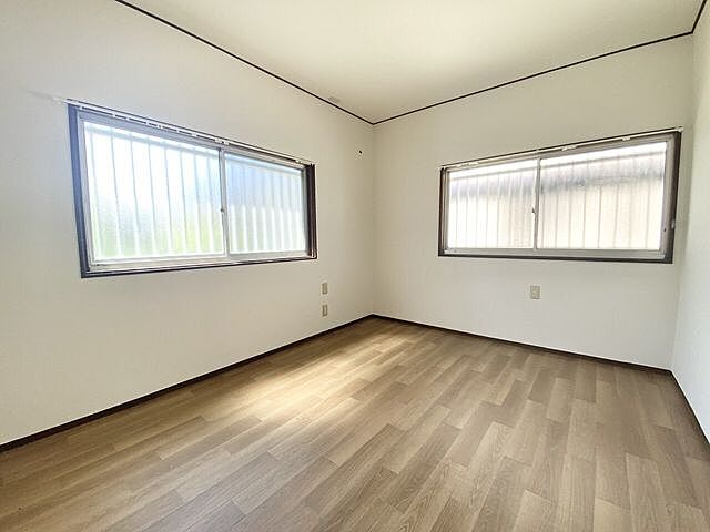 室内 熊本市西区八島2丁目13-102