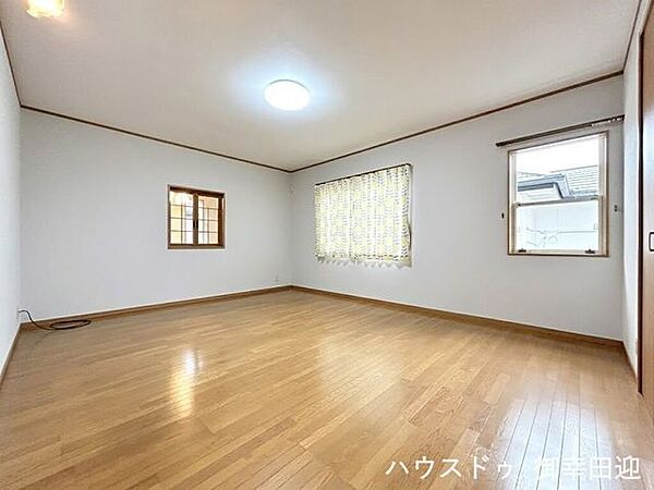 洋室を拡大表示