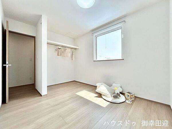 洋室を拡大表示