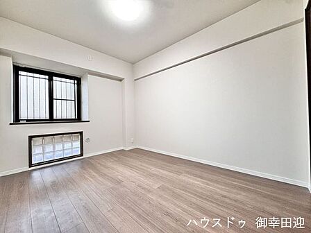 ■6.0帖洋室■寝室、書斎、趣味の部屋。家族の成長やライフスタイルに合わせ、様々な使い方ができる快適な空間です。