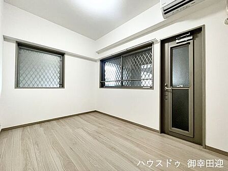 ■5.0帖洋室■寝室、書斎、趣味の部屋。家族の成長やライフスタイルに合わせ、様々な使い方ができる快適な空間です。