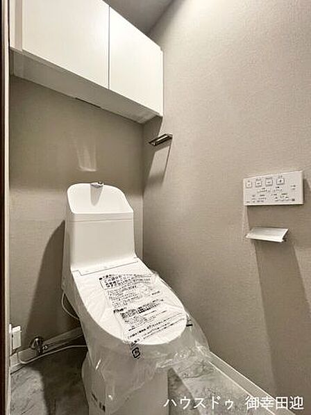 ■一人になれる安らぎの場所■清潔さと静けさを両立した空間。心落ち着くひとときを過ごせる、プライベートなレストルームです。