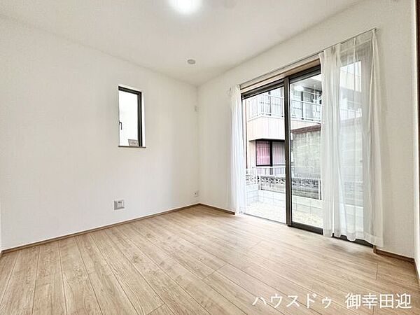 洋室を拡大表示