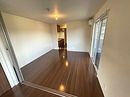 brillante鳥居本 201 2階2LDKのリビング/ダイニング