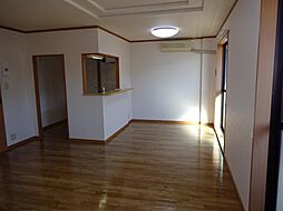 ハイムエスポワールII 203 2階1LDKのリビング/ダイニング