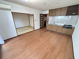 岩崎谷アネックス 0302 3階2LDKのリビング/ダイニング