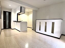 レトルシオン 0106 1階ワンルームのリビング/ダイニング