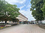 西紫原中学校（800m）