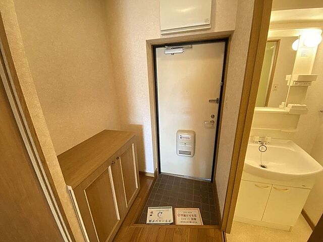 玄関