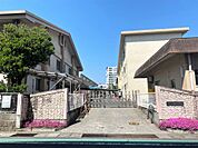 八幡小学校（800m）