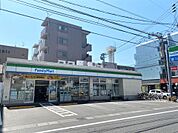 ファミリーマート荒田二丁目店（300m）
